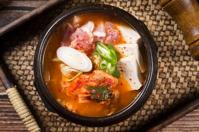 된장찌개: 집에서 쉽게 만들 수 있는 한국의 대표 찌개 레시피 4 된장찌개