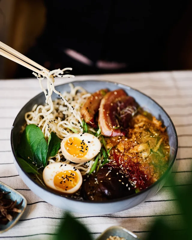 라면 칼로리: 맛있게 즐기면서 건강도 챙기는 꿀팁 5 라면 칼로리
